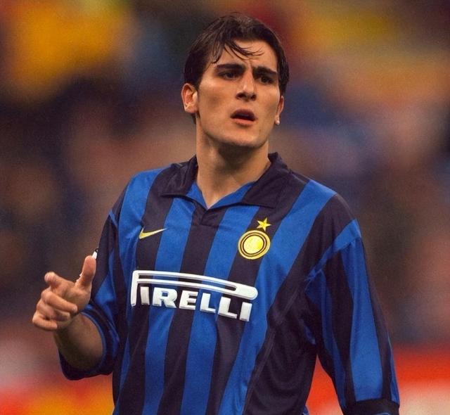 张玉宁代理国米前锋欧洲联赛中表现抢眼